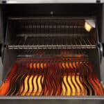 sizzle_zone_napoleon_pro825_details